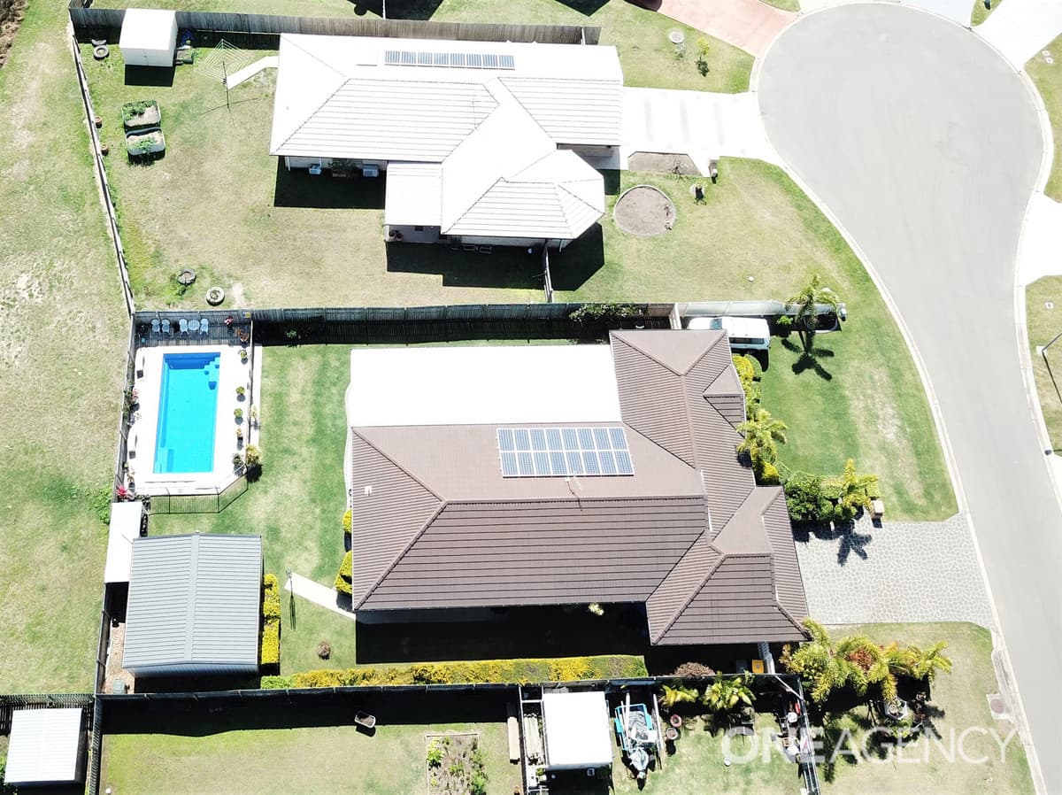 8 Kingston Court, Point Vernon, Point Vernon - Thumbnail 3