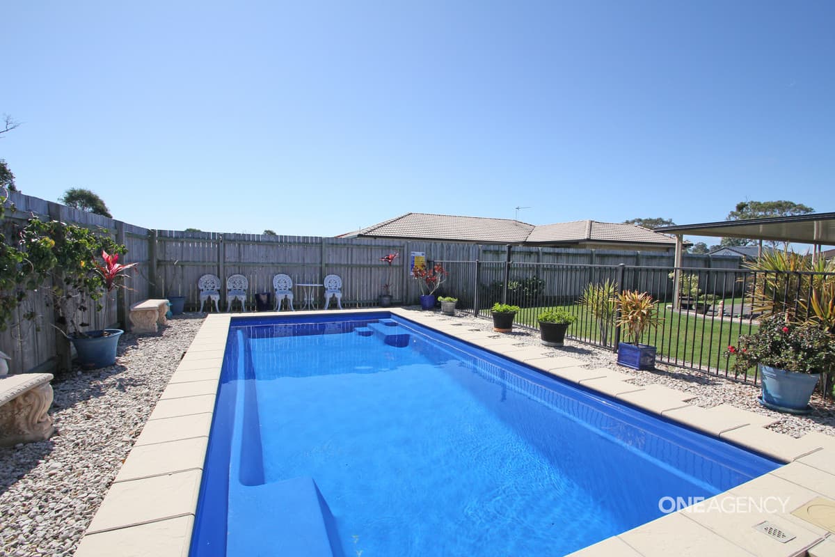 8 Kingston Court, Point Vernon, Point Vernon - Thumbnail 4