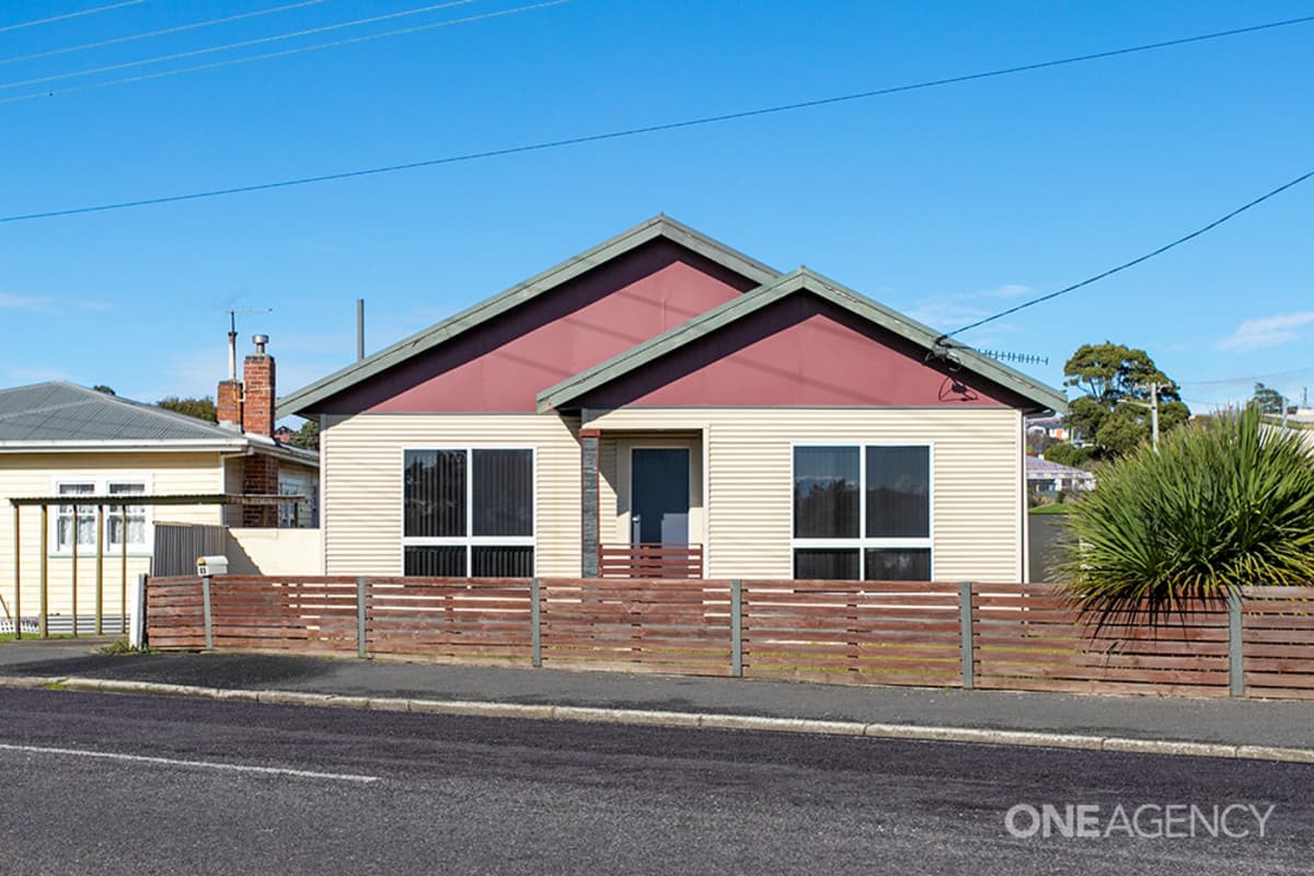 85 Bass Highway, Somerset, Somerset - Image 1