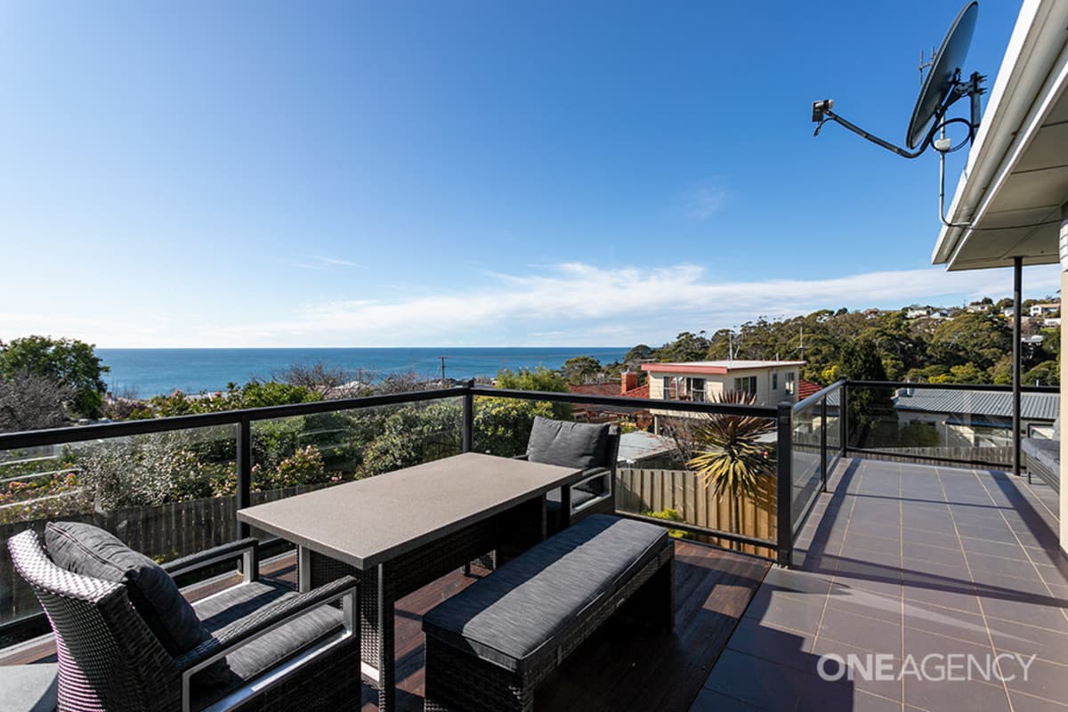 17 Malunna Crescent, Parklands, Parklands - Thumbnail 2