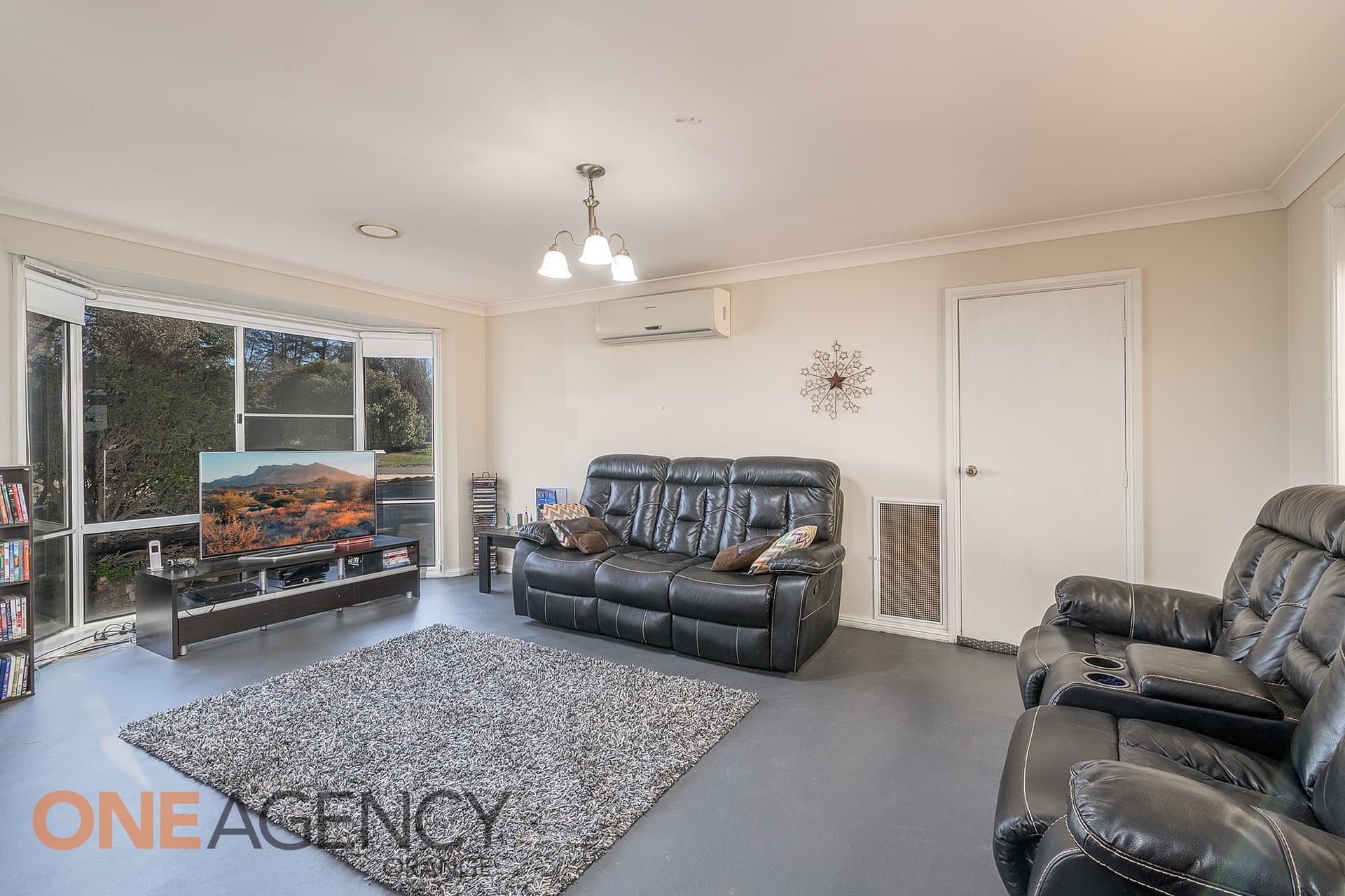 7 Hargraves Crescent, Orange, Orange - Thumbnail 2