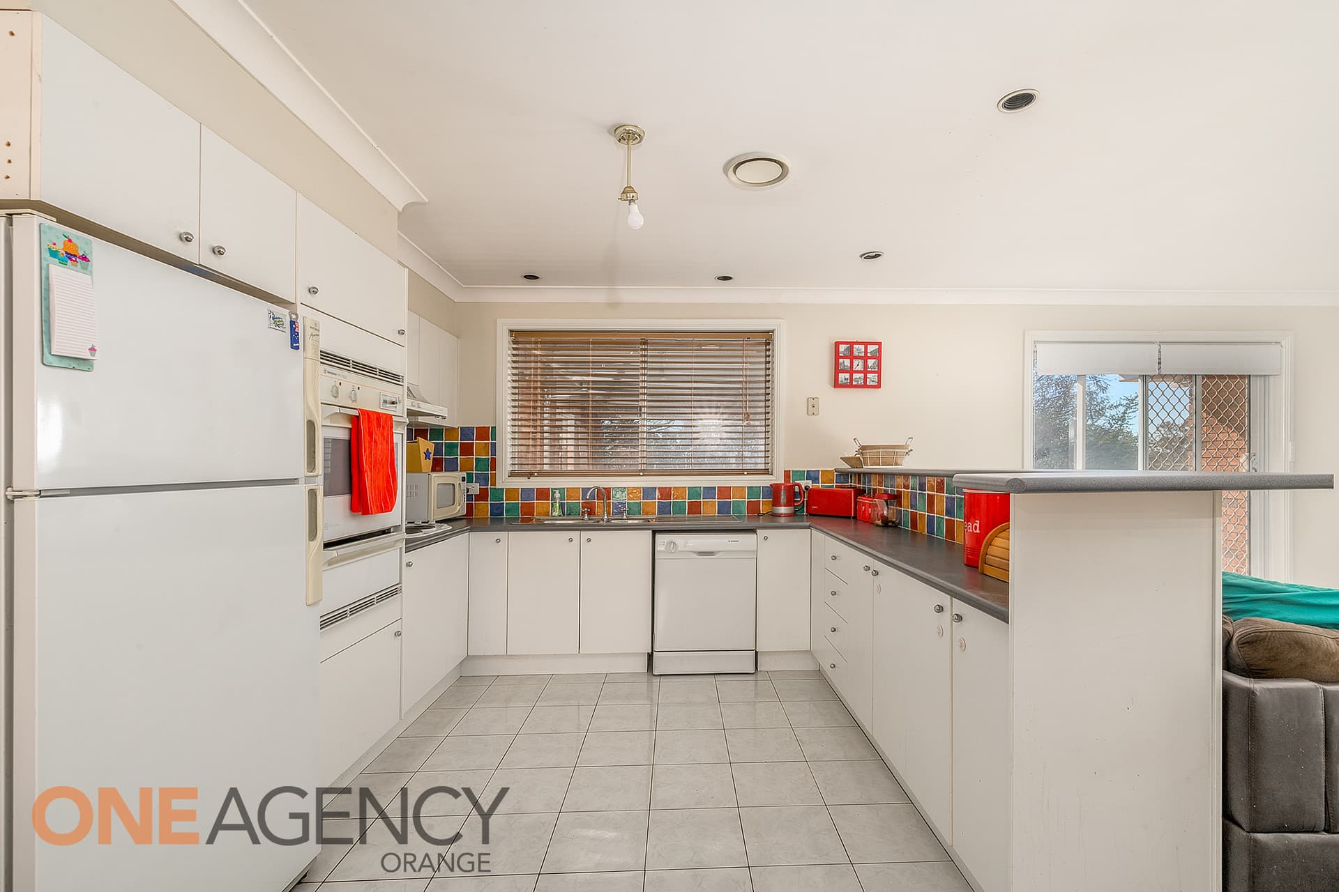 7 Hargraves Crescent, Orange, Orange - Thumbnail 4