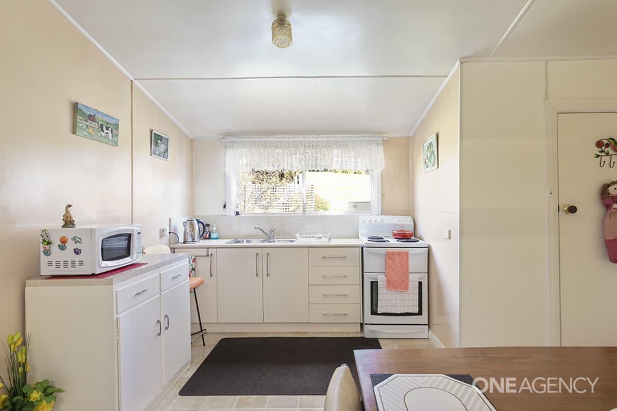 28 Collins Street, Brooklyn, Brooklyn - Thumbnail 7