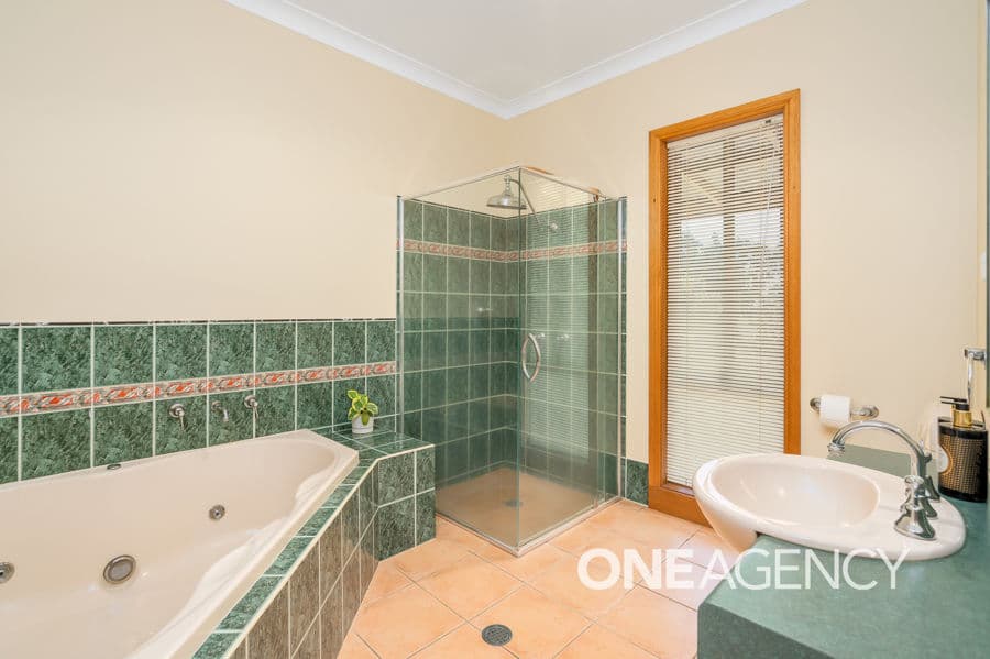 93 DUNNS Road, Springvale, Springvale - Thumbnail 6