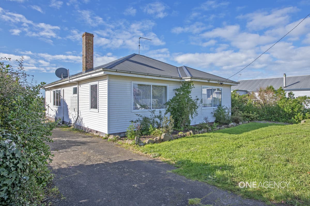 633 Back Line Road, Forest, Forest - Image 1