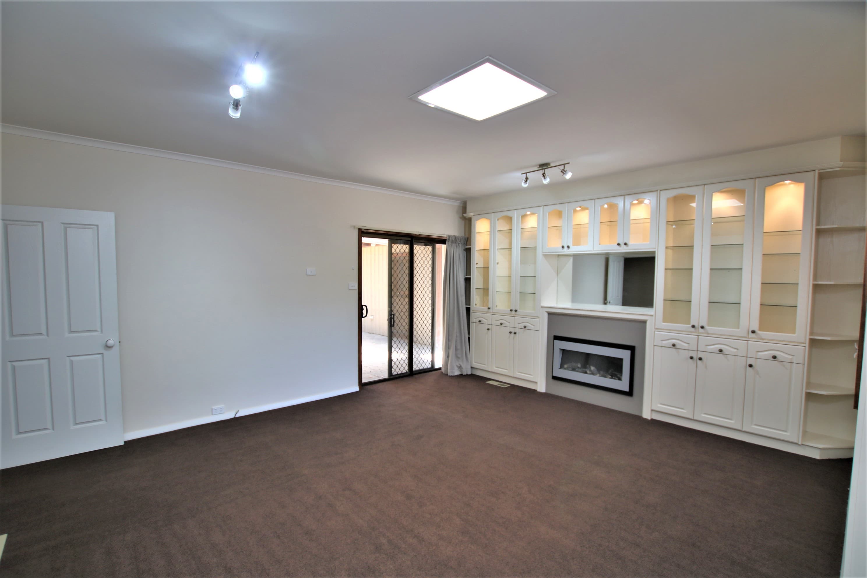 6 Doondoo Place, Cooma, Cooma - Thumbnail 6