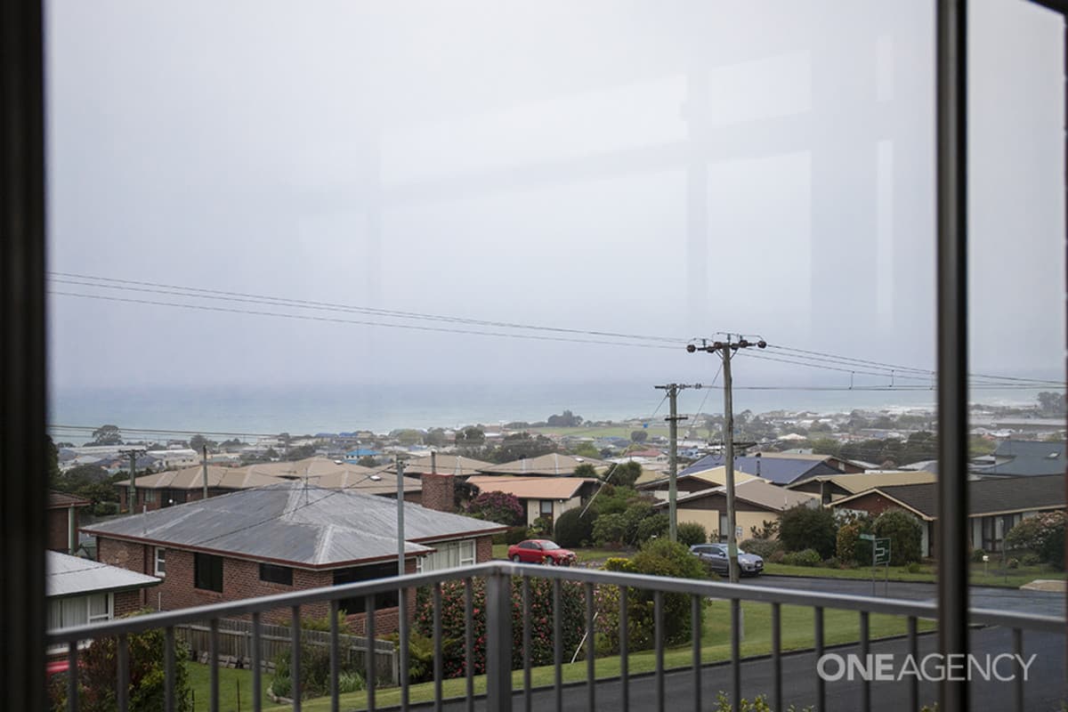 84 Pelissier Street, Somerset, Somerset - Thumbnail 2
