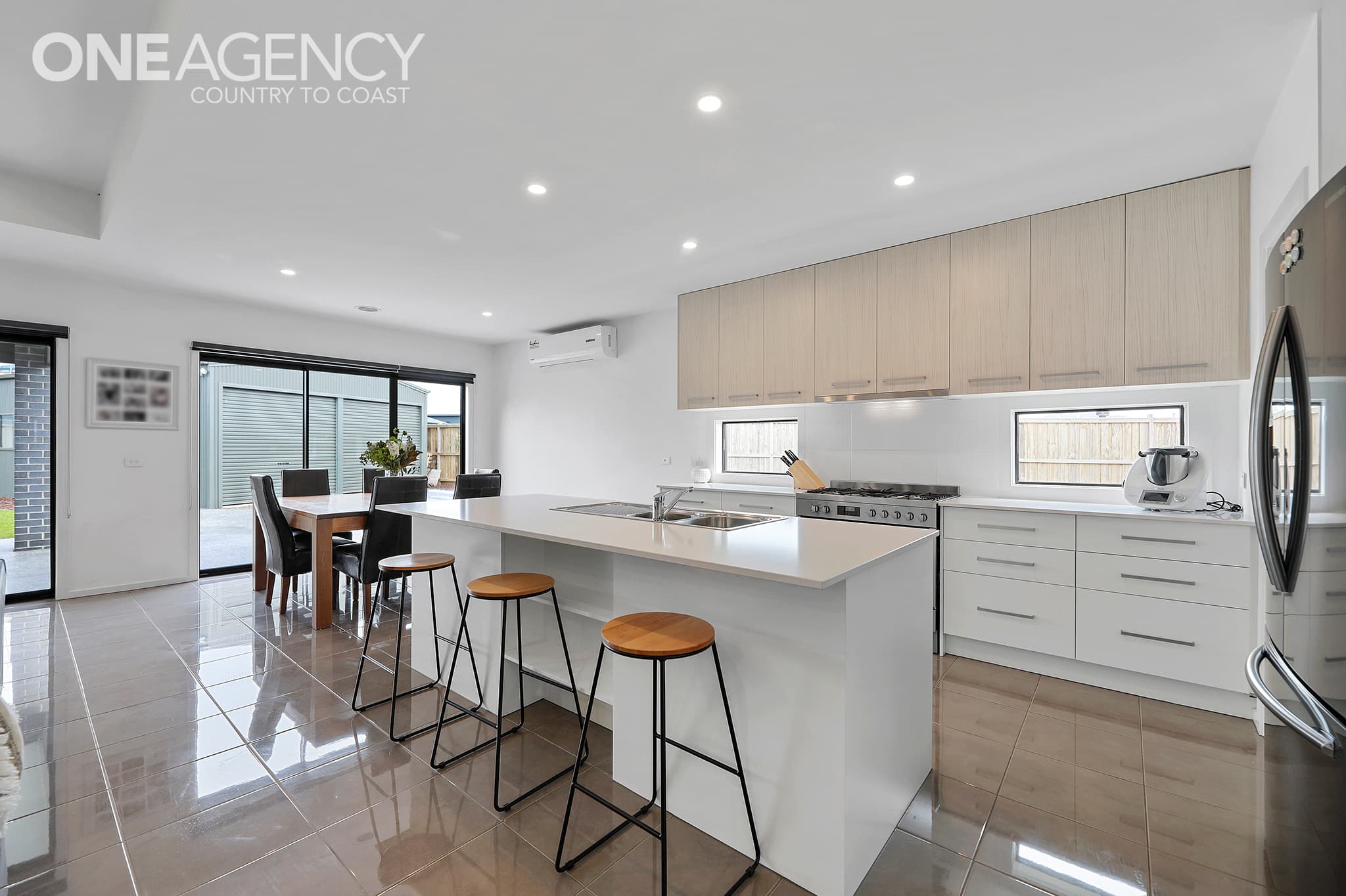 111 Emberwood Road, Warragul, Warragul - Thumbnail 2
