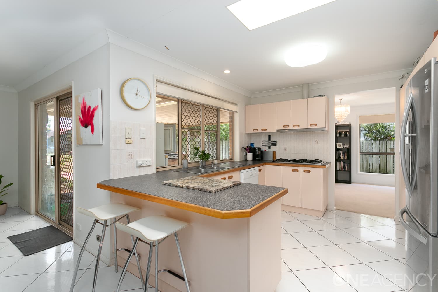 343 Scarborough Road, Scarborough, Scarborough - Thumbnail 5