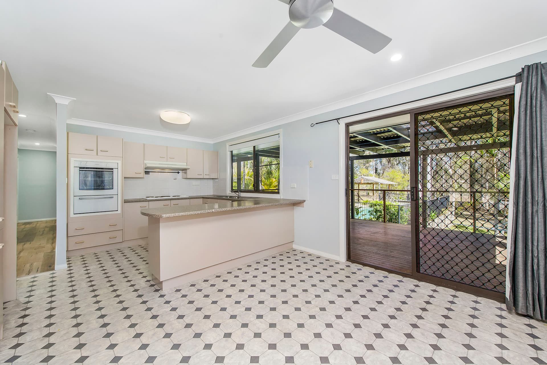 51 Warrew Crescent, King Creek, King Creek - Thumbnail 6