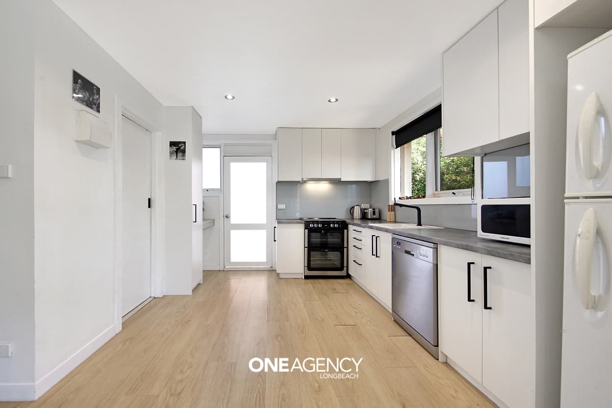 1/18 Carder Avenue, Seaford, Seaford - Image 1