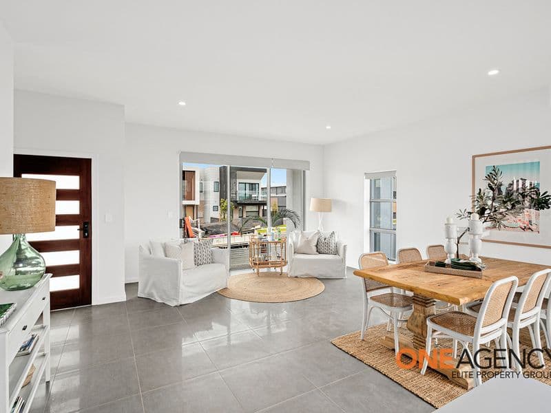 33 Brigantine Drive, Shell Cove, Shell Cove - Thumbnail 3