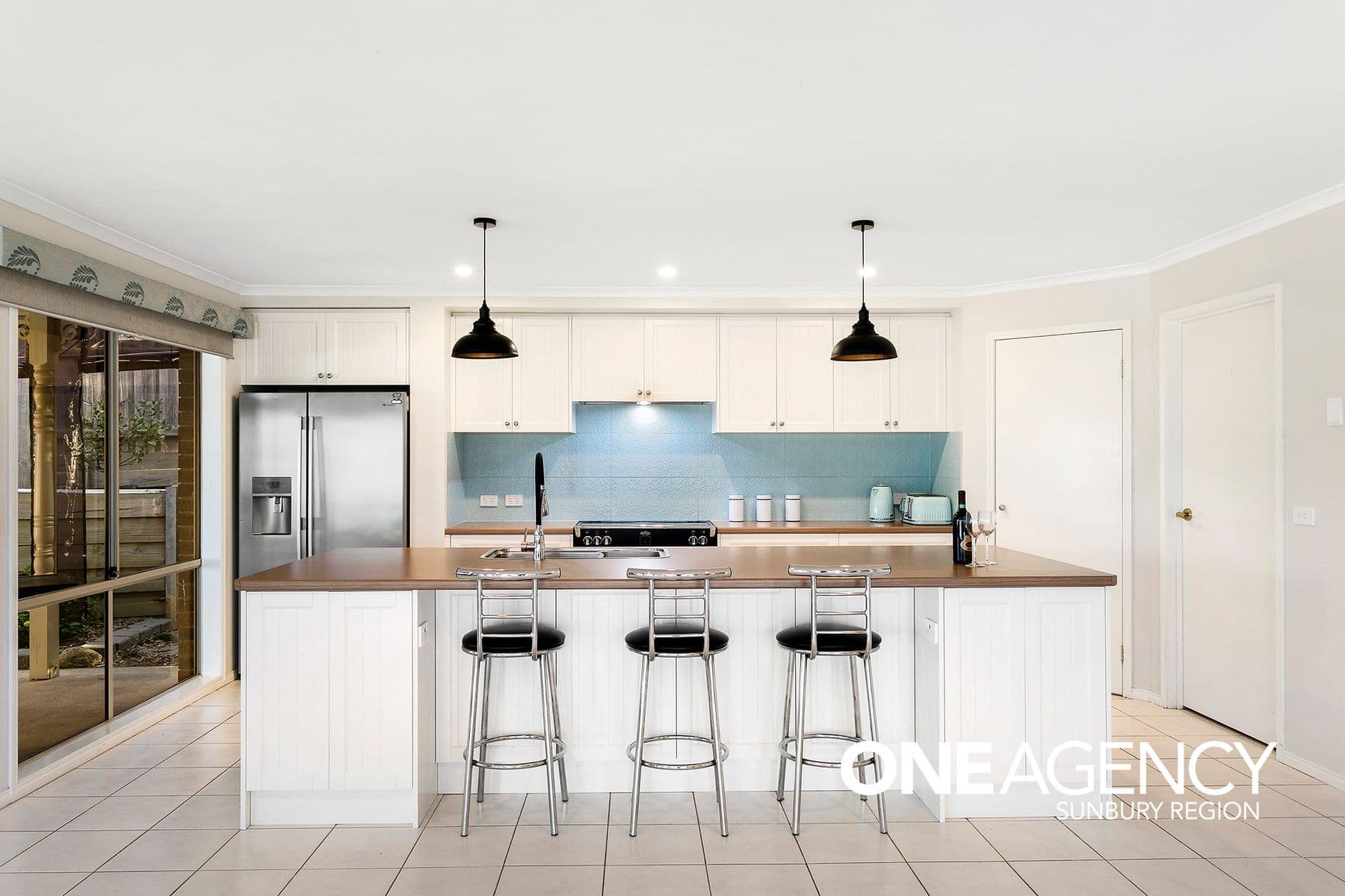 3 Molvig Rise, Sunbury, Sunbury - Thumbnail 6