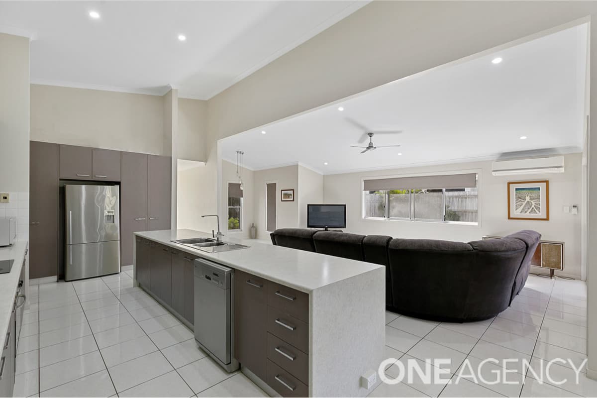 1 Lady Penrhyn Drive, Eli Waters, Eli Waters - Thumbnail 6
