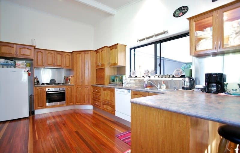 28 Shea Street, Scarborough, Scarborough - Thumbnail 2