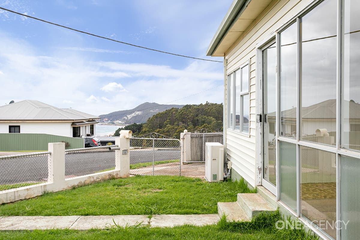 6 Scott Street, Upper Burnie, Upper Burnie - Thumbnail 4