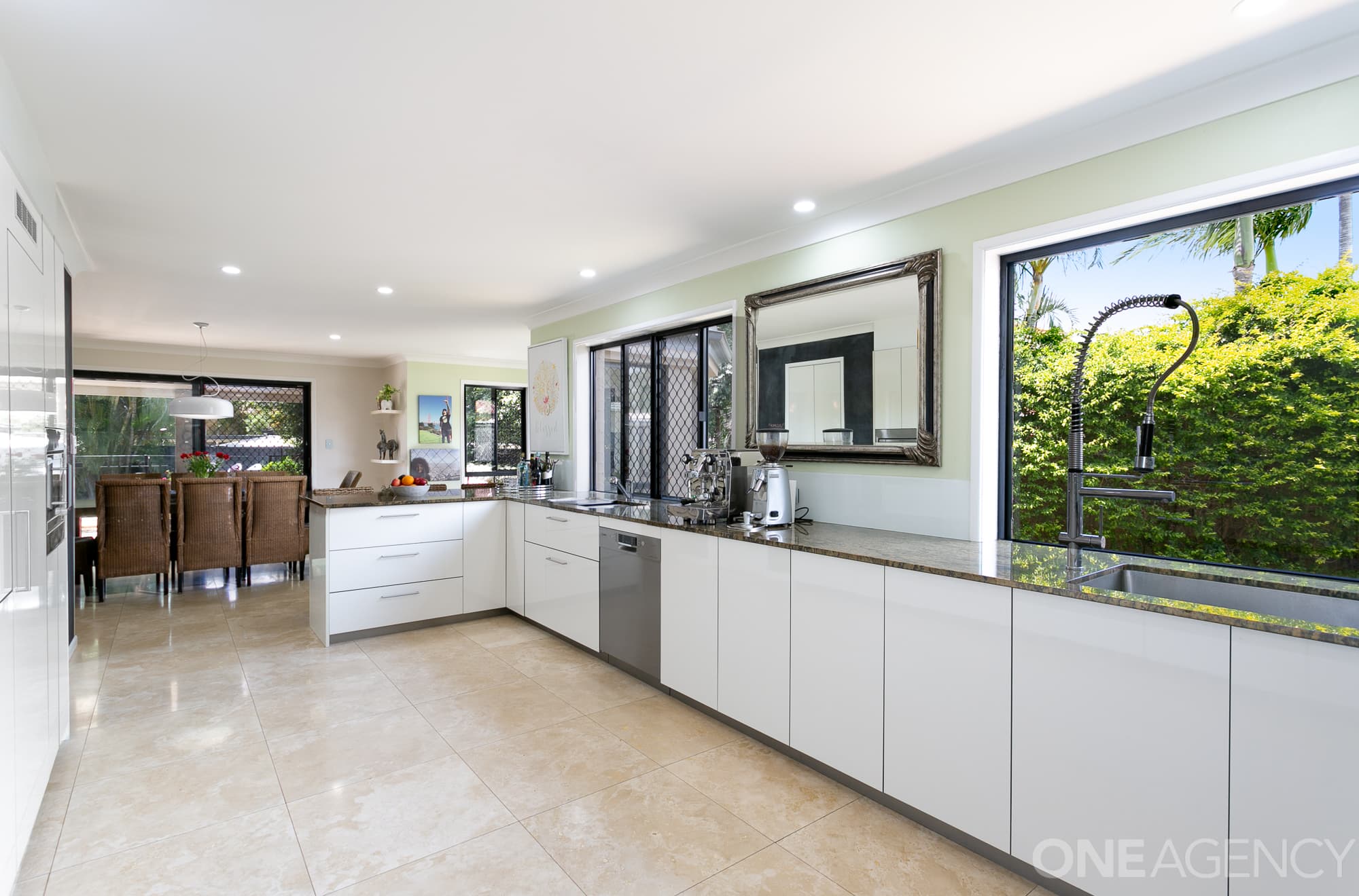 6 Mariner Court, Newport, Newport - Thumbnail 5