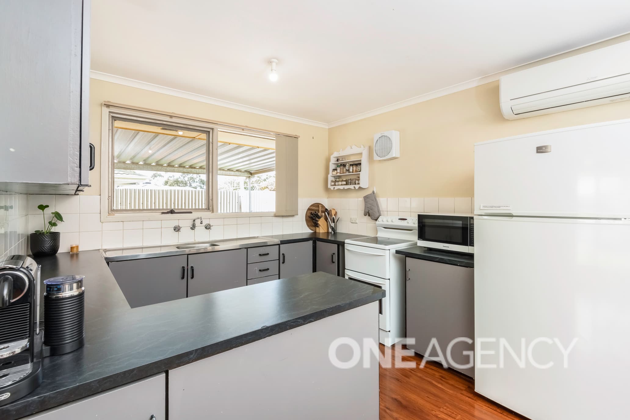 76 Columbia Drive, Bellbird Park QLD 4300, Bellbird Park - Thumbnail 7