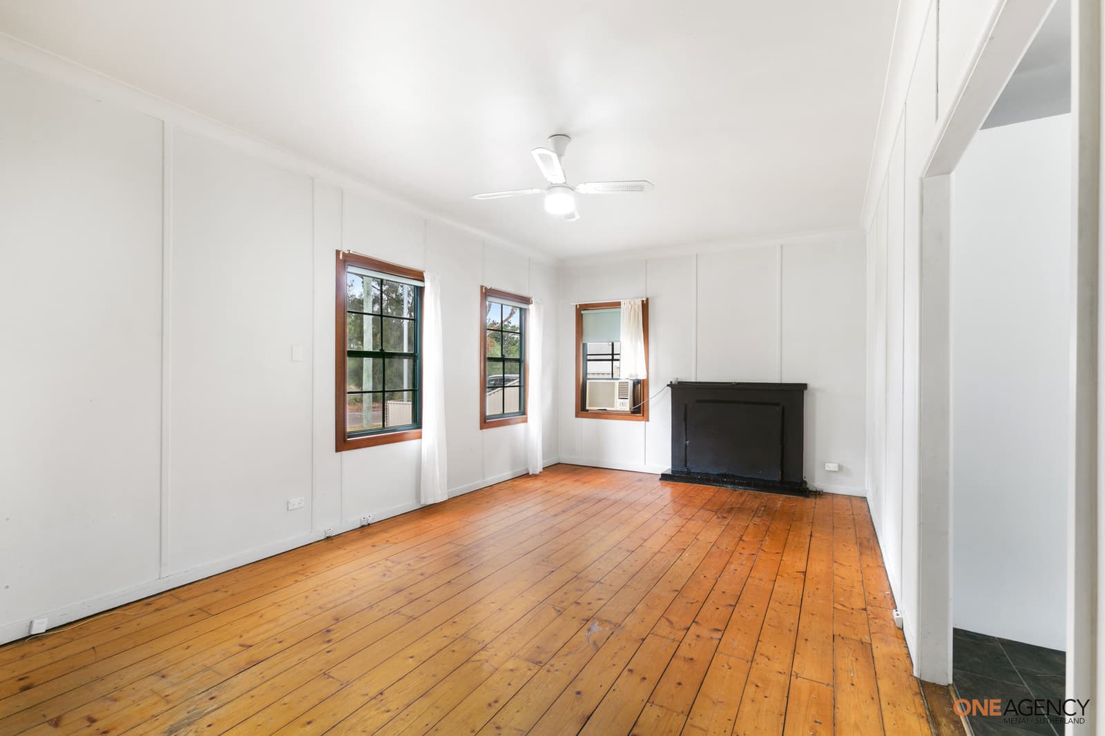 18 Anzac Mews, Wattle Grove, Kingsford - Thumbnail 2