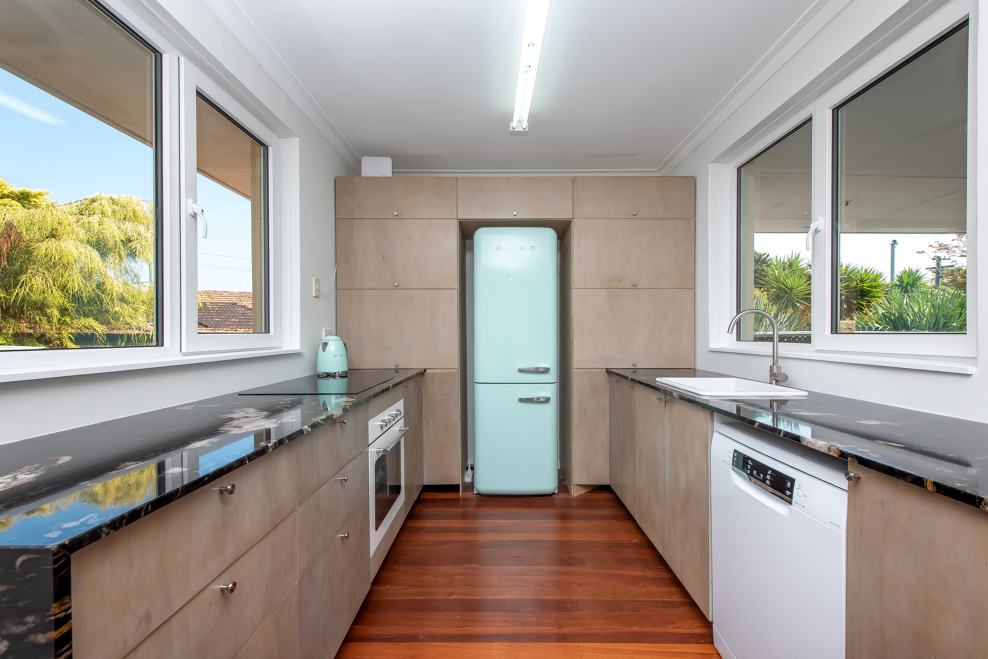 6 Wincanton Road, Karrinyup, Karrinyup - Thumbnail 3