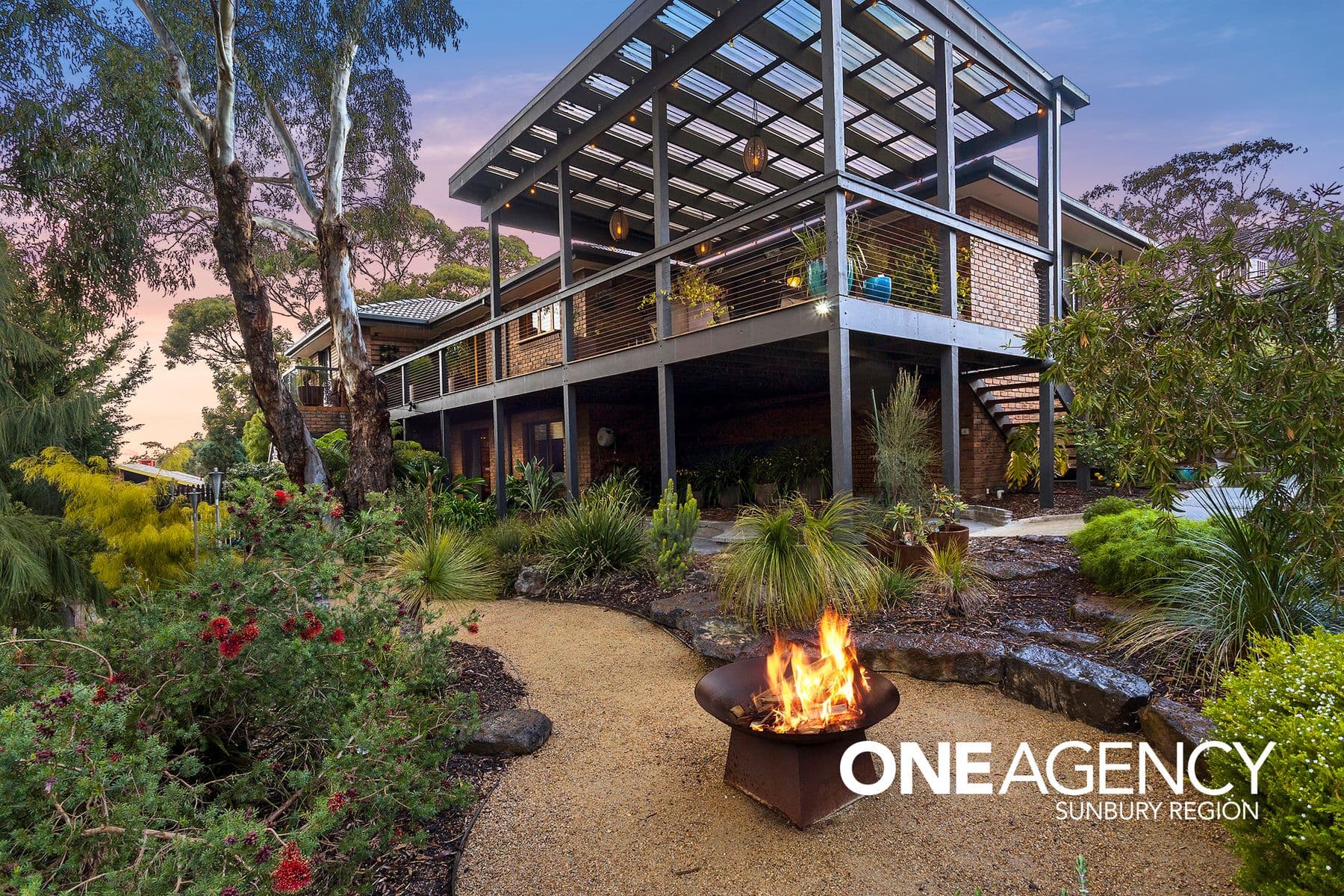 6 Chicola Close, Sunbury, Sunbury - Thumbnail 3