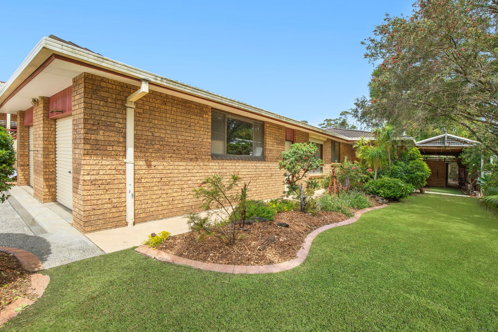 12 Geoffrey Road, Chittaway Point, Chittaway Point - Thumbnail 3