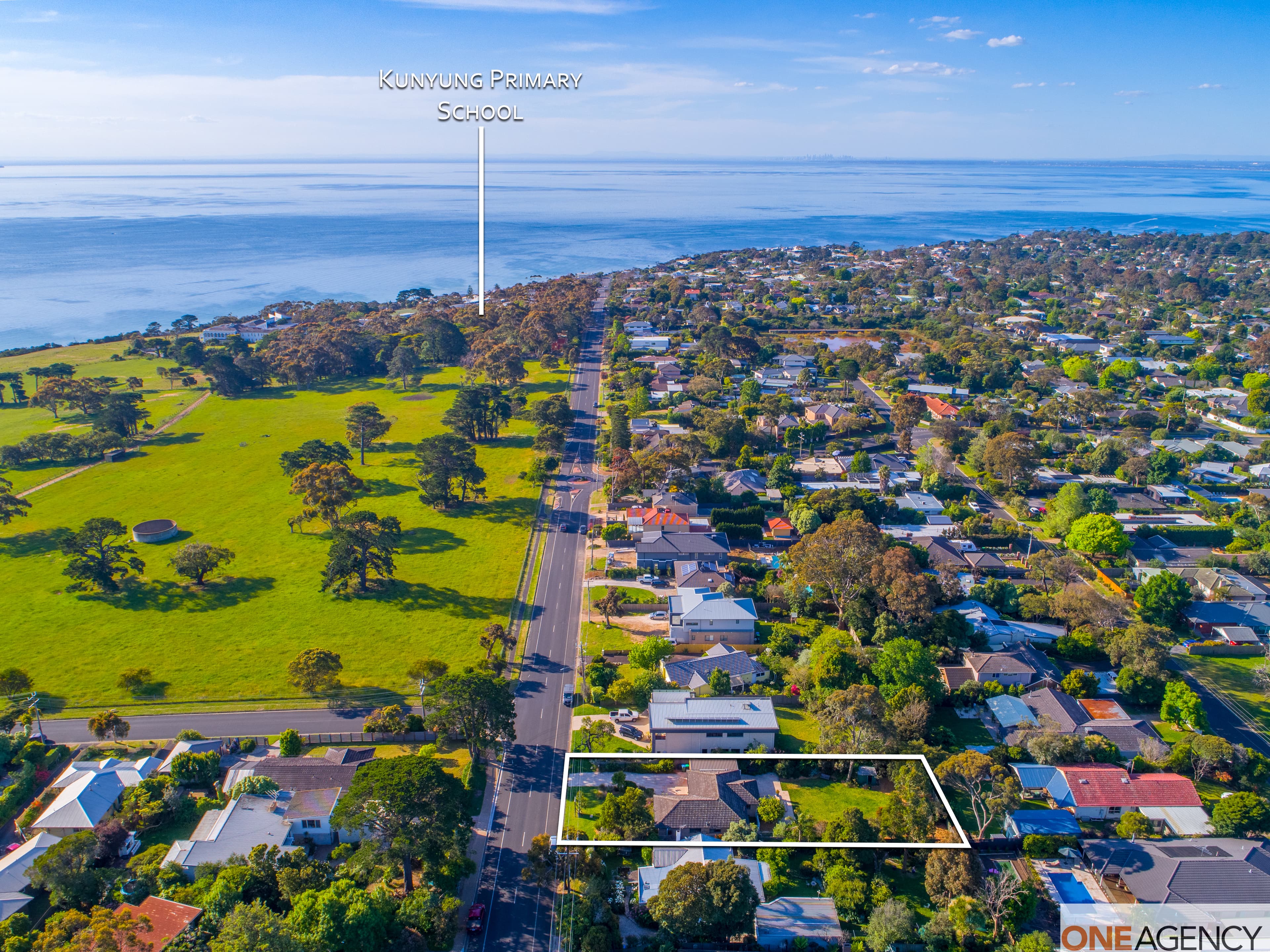 101 Kunyung Road, Mount Eliza, Mount Eliza - Thumbnail 2