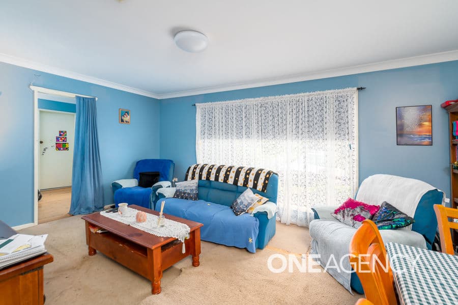 4 TINGA Crescent, Kooringal, Kooringal - Thumbnail 2