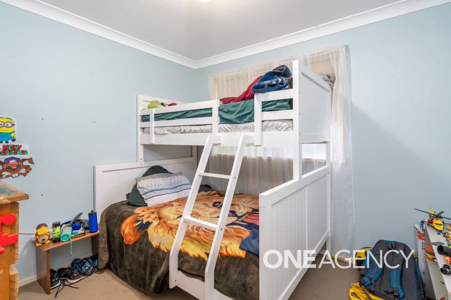4 TINGA Crescent, Kooringal, Kooringal - Thumbnail 5