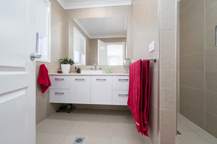 74 TARCUTTA Street, Wagga Wagga, Wagga Wagga - Thumbnail 7