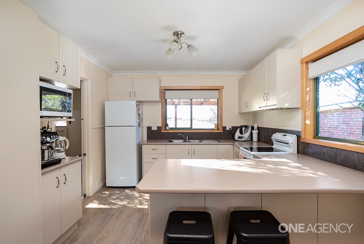 70 Payne Street, Acton, Acton - Thumbnail 4