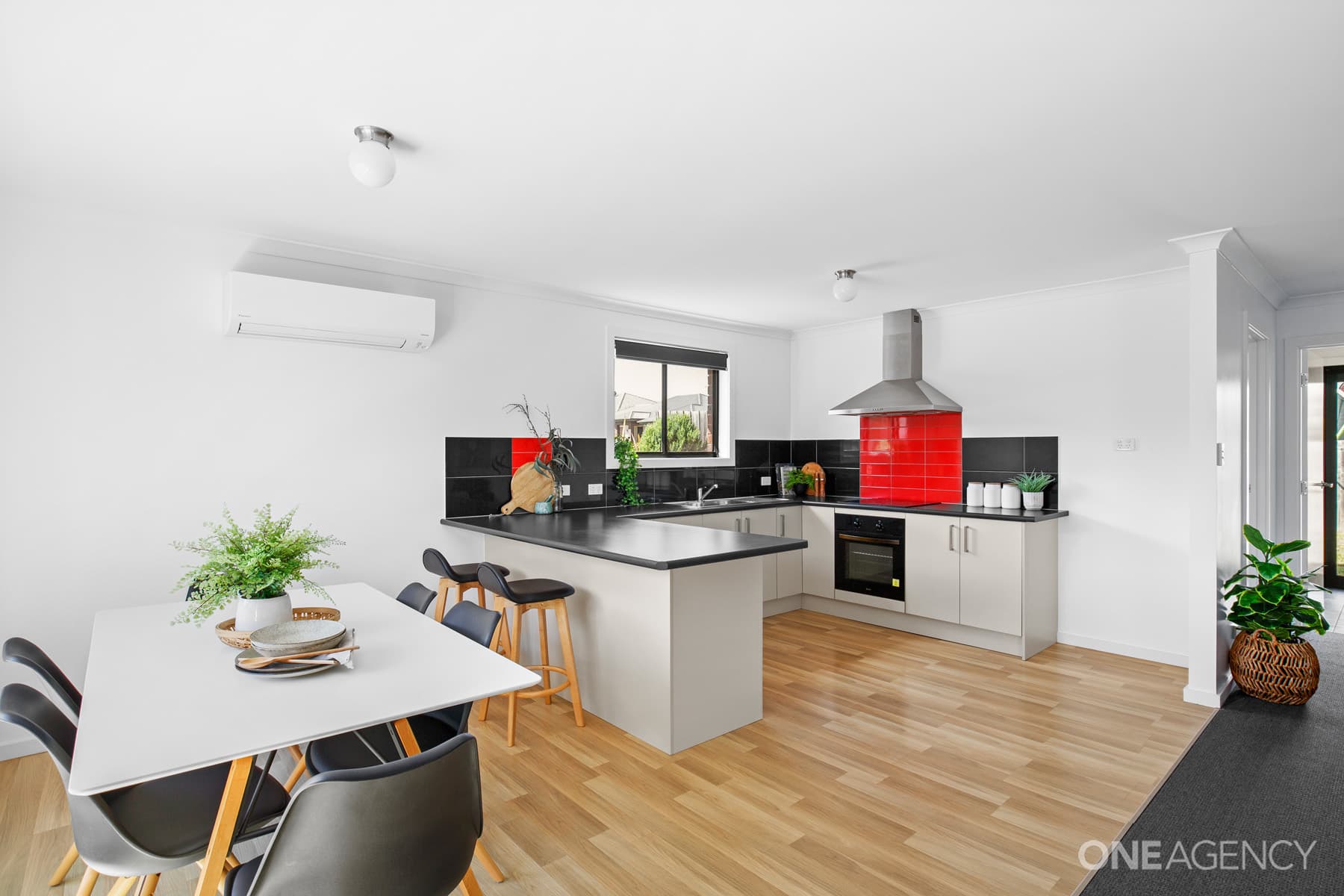 2/7 Opal Place, Perth, St Marys - Thumbnail 4