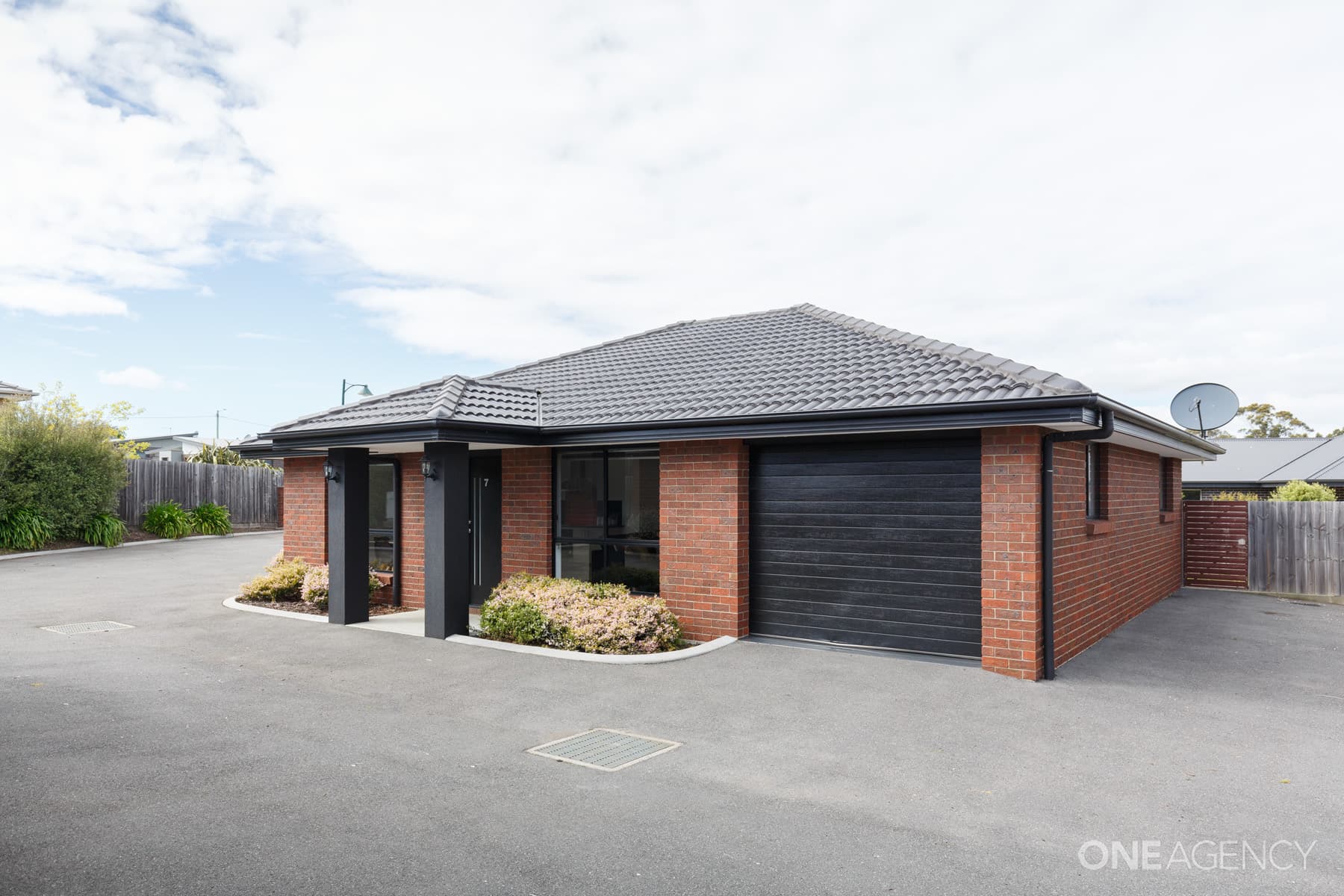 2/7 Opal Place, Perth, St Marys - Image 1