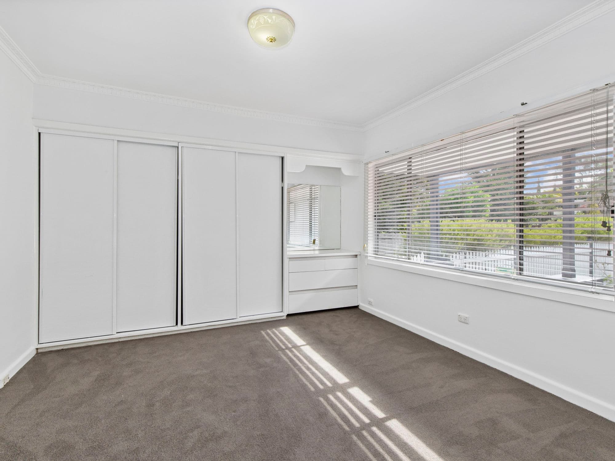 1/10 Chester Street, Bentleigh East, Condell Park - Thumbnail 4