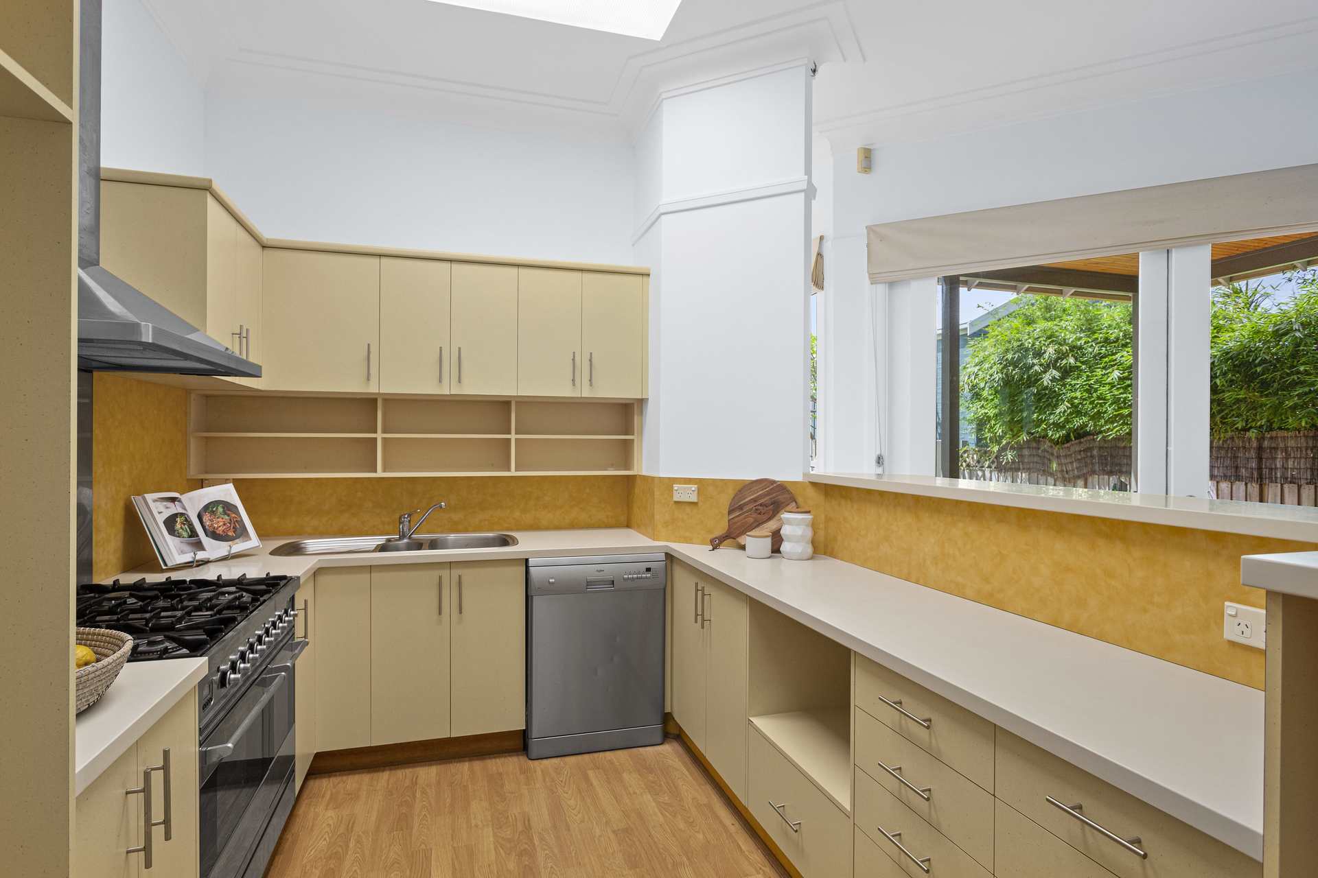 23 Moore Street, Austinmer, Austinmer - Thumbnail 6