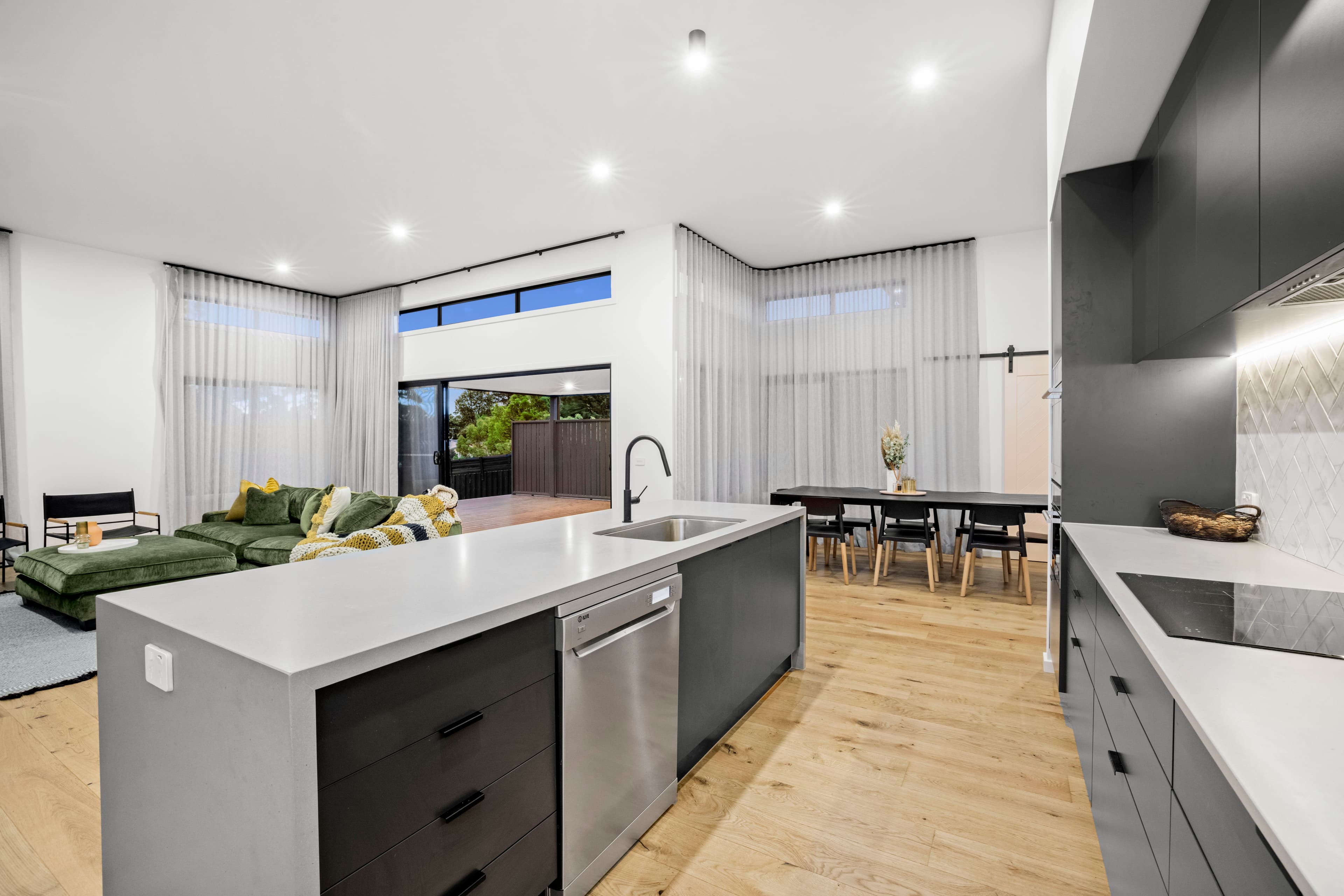 46 Kolora Crescent, Mount Eliza, Mount Eliza - Thumbnail 3