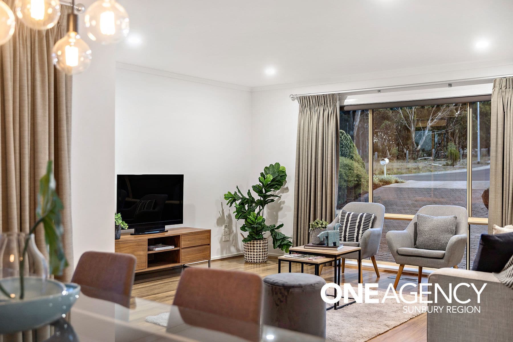 70 Aldridge Drive, Sunbury, Sunbury - Thumbnail 7