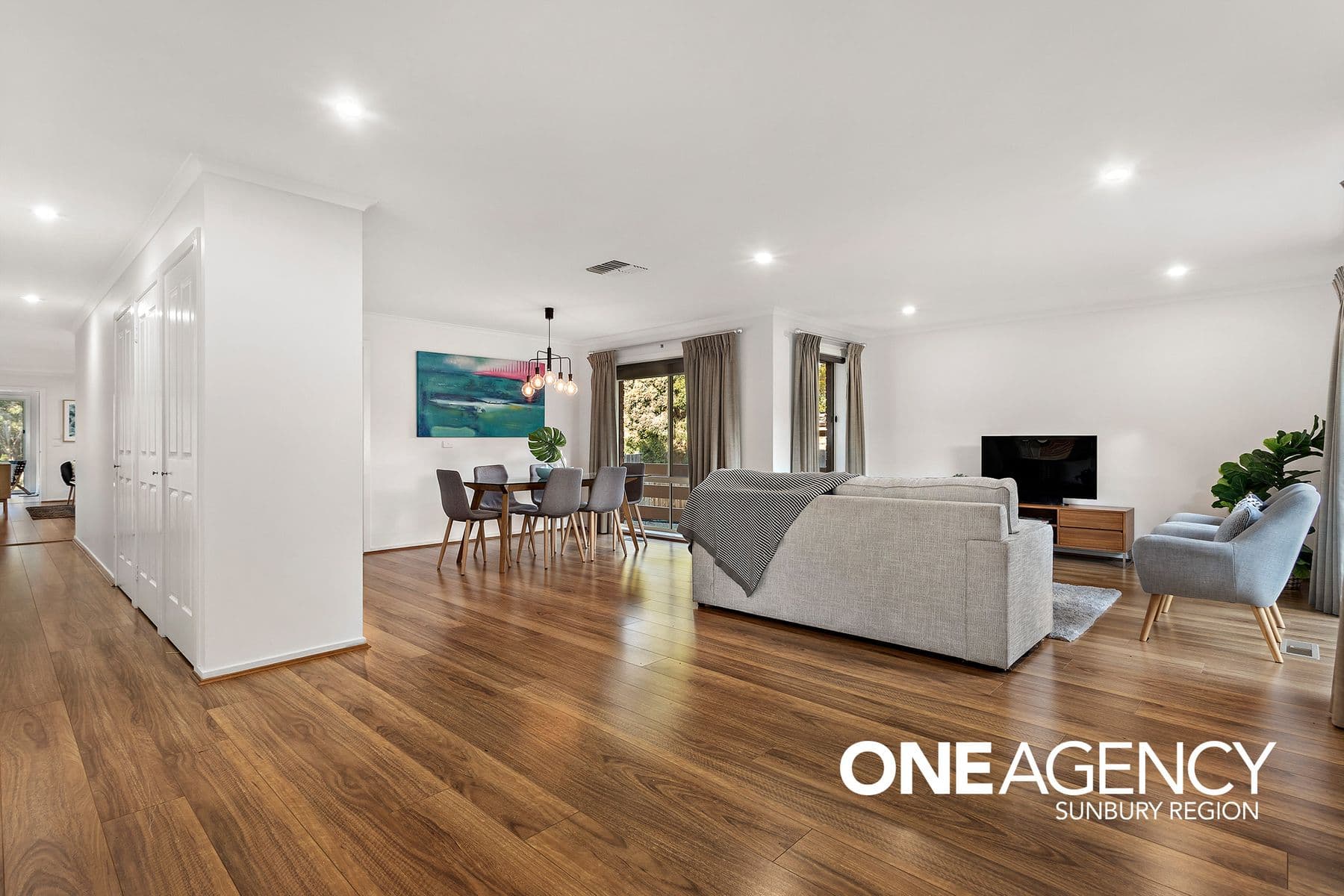 70 Aldridge Drive, Sunbury, Sunbury - Thumbnail 8