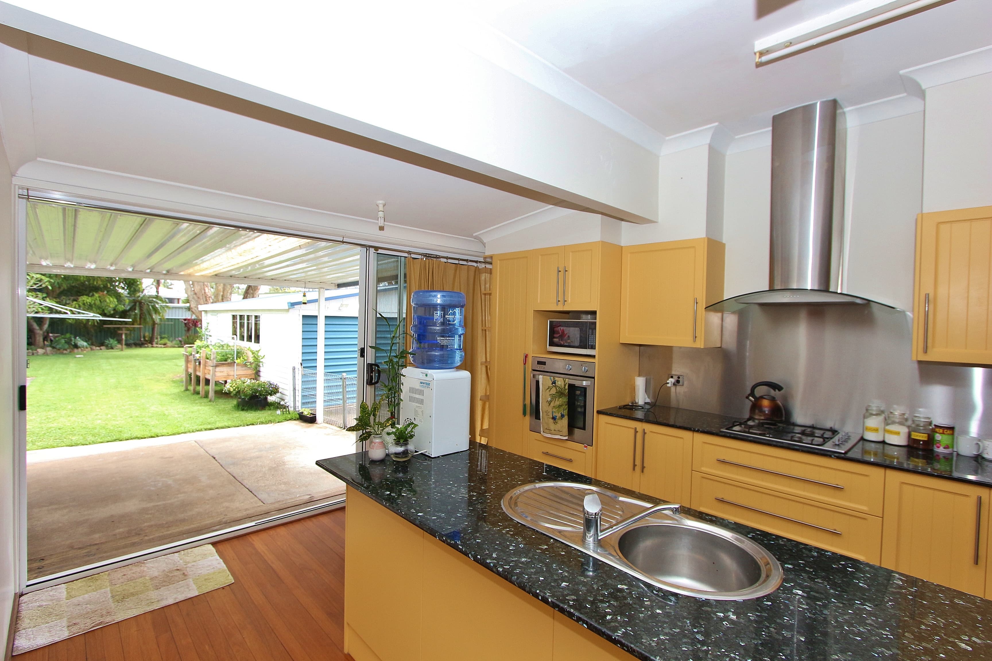 529 Ocean Drive, North Haven, North Haven - Thumbnail 3