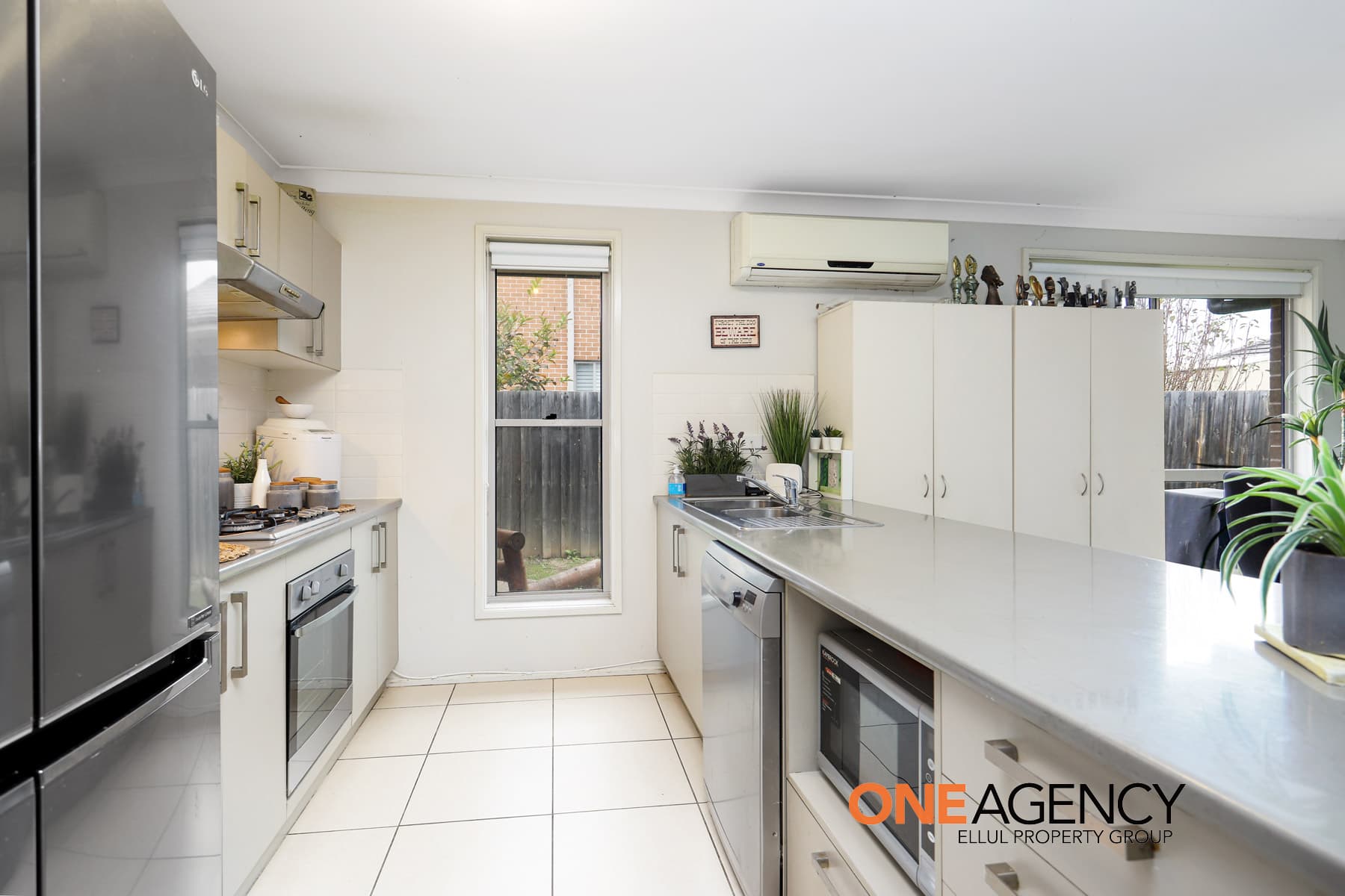 2 Loch Avenue, Glenmore Park, Glenmore Park - Thumbnail 3