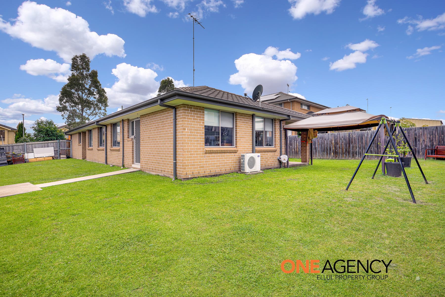 2 Loch Avenue, Glenmore Park, Glenmore Park - Thumbnail 8