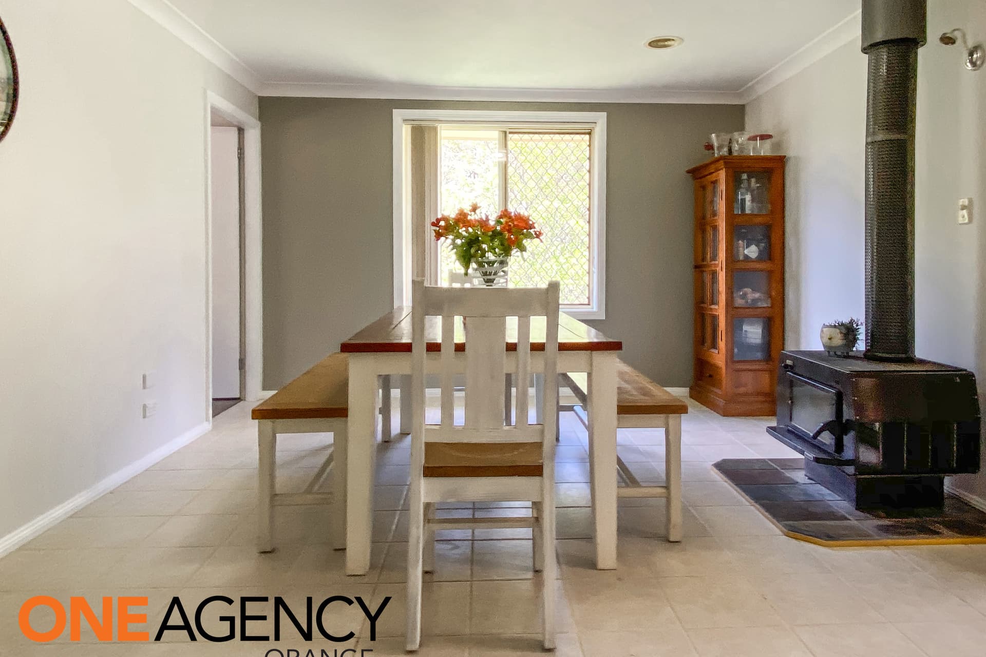 11 Nicole Drive, Orange, Orange - Thumbnail 4