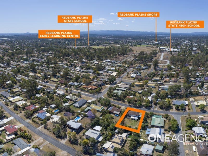 18 ALAWOONA Street, Redbank Plains, Redbank Plains - Thumbnail 3
