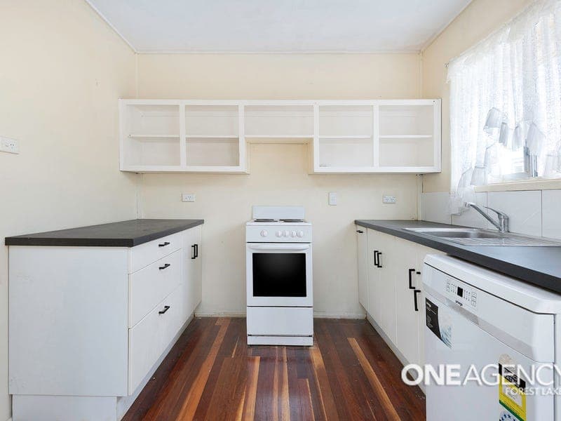 18 ALAWOONA Street, Redbank Plains, Redbank Plains - Thumbnail 6