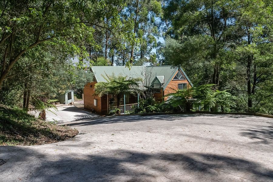 13 Forest Road, Belgrave, Belgrave - Thumbnail 2