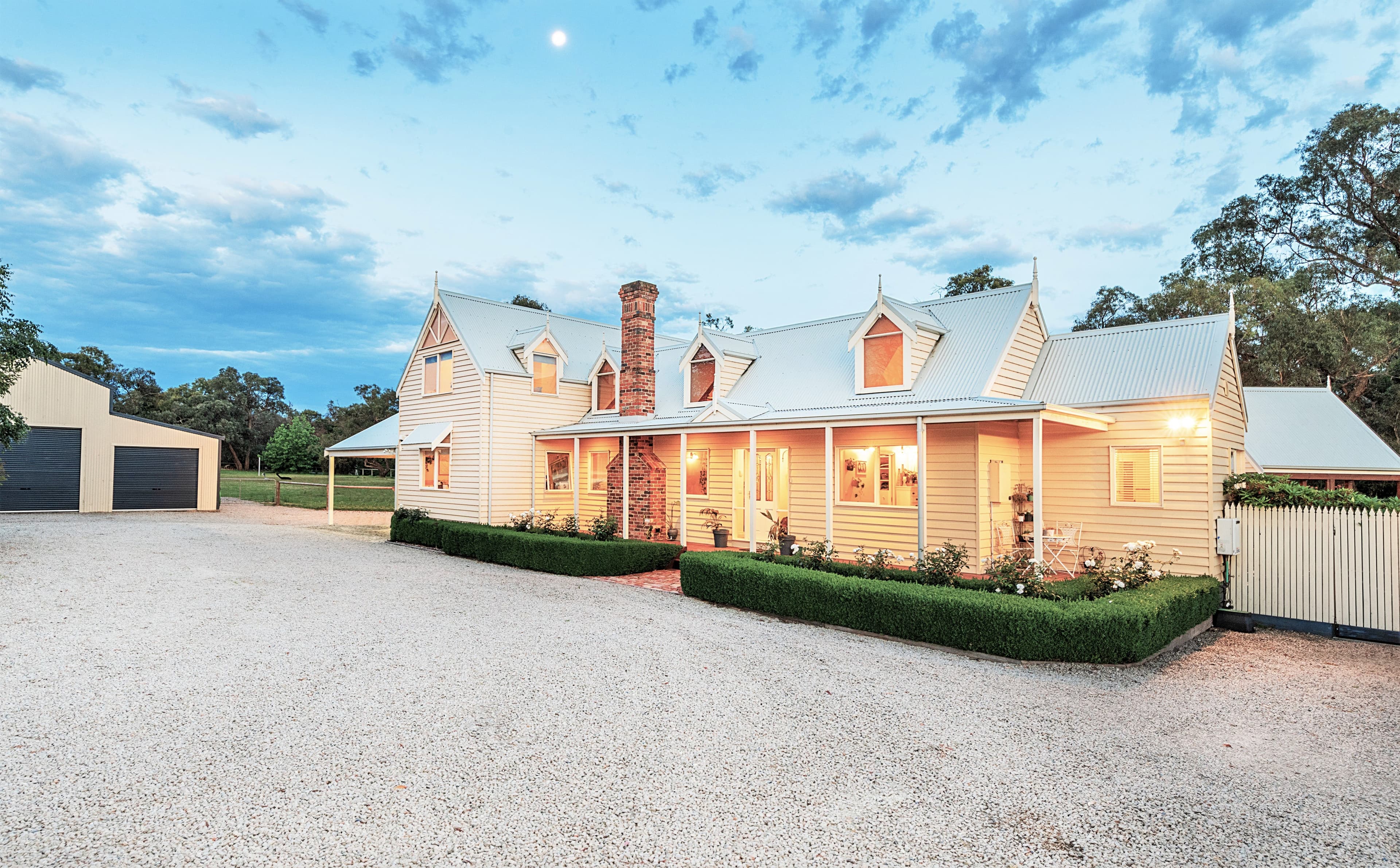 118 Weeroona Road, Langwarrin South, Langwarrin South - Thumbnail 2