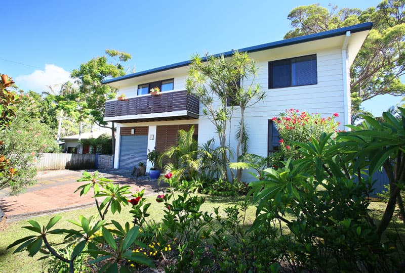 23 Diamond Head Drive, Sandy Beach, Sandy Beach - Image 1