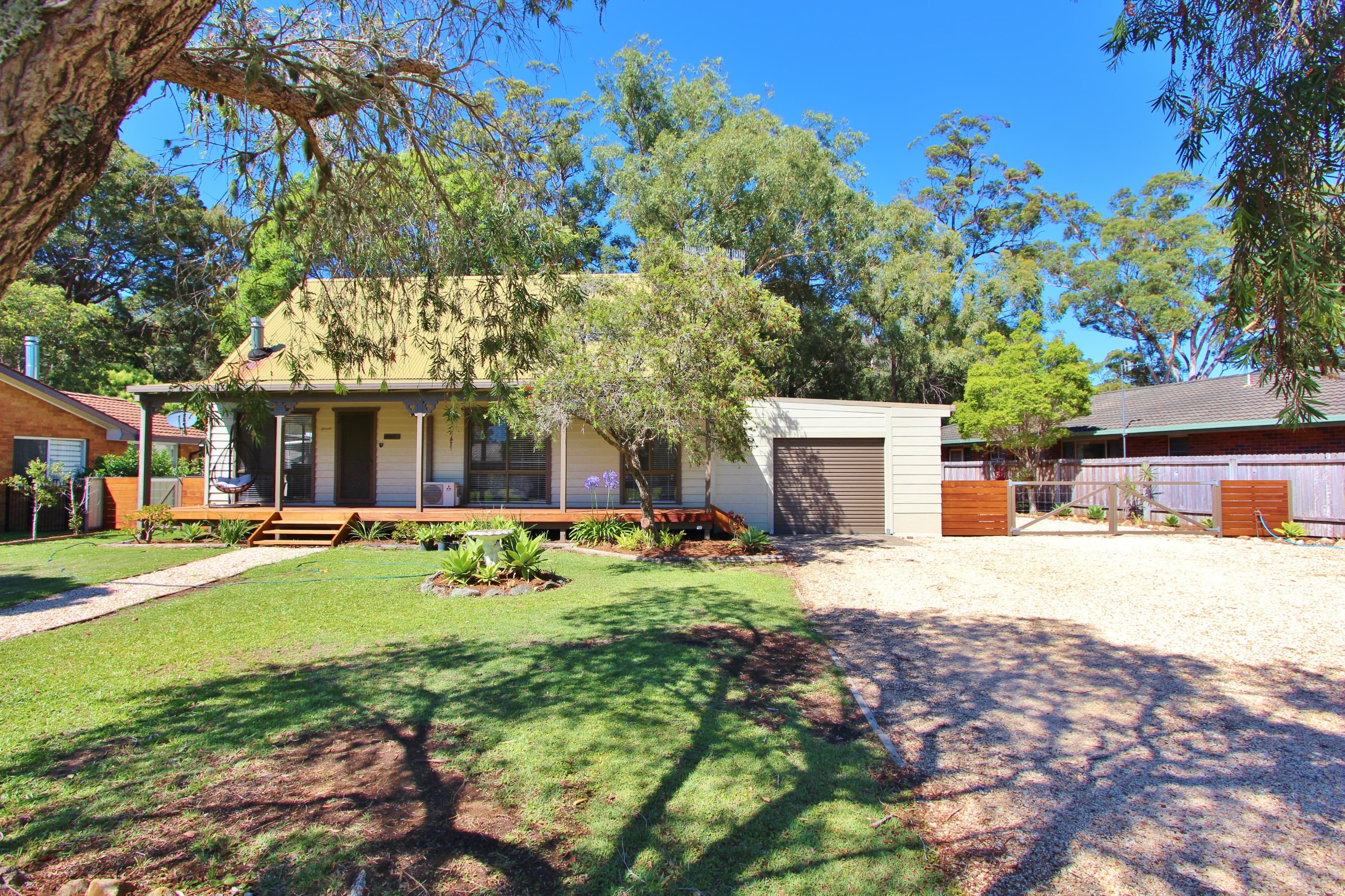 15 St Albans Way, West Haven, West Haven - Thumbnail 2