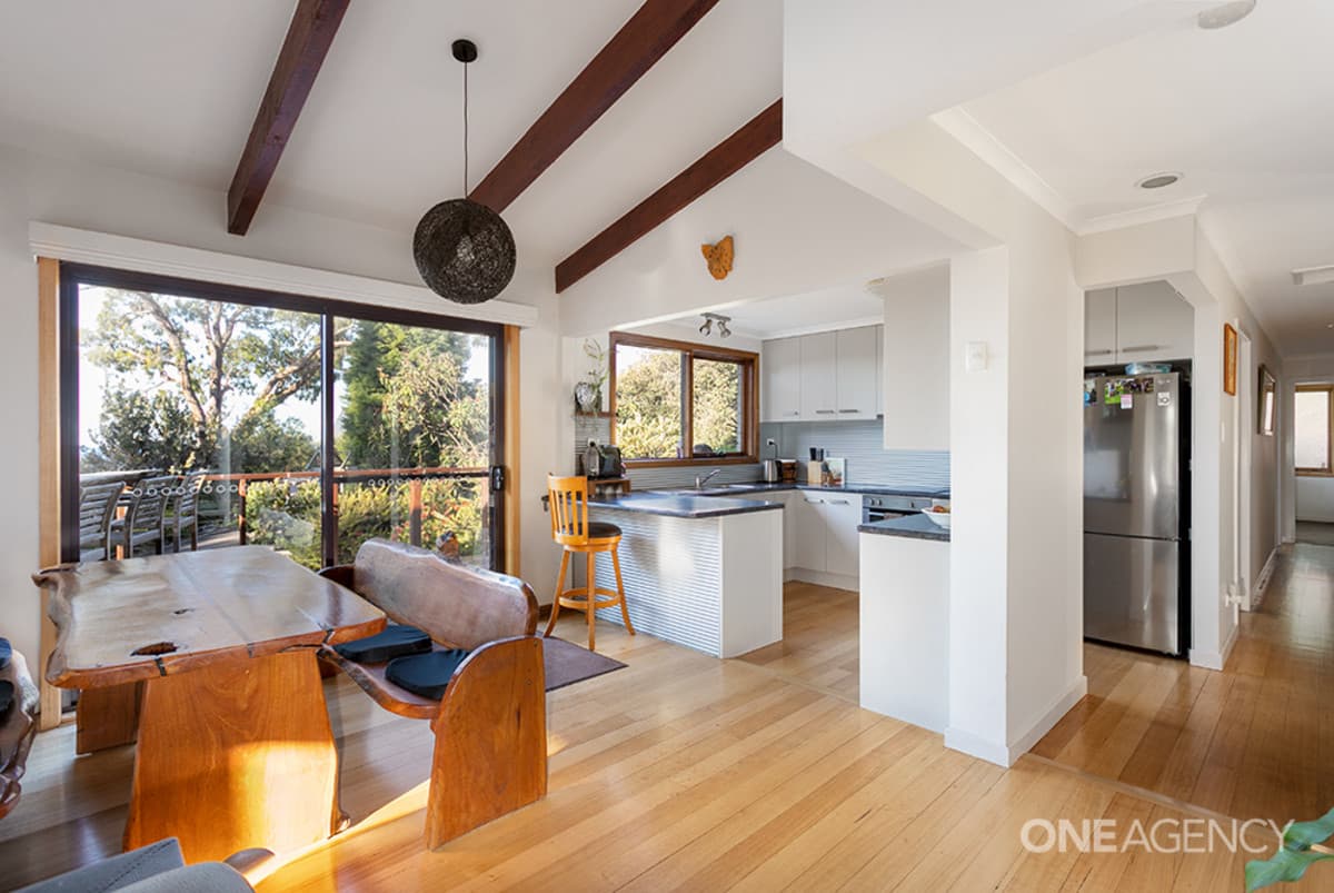 124 Ironcliffe Road, Penguin, Penguin - Thumbnail 4