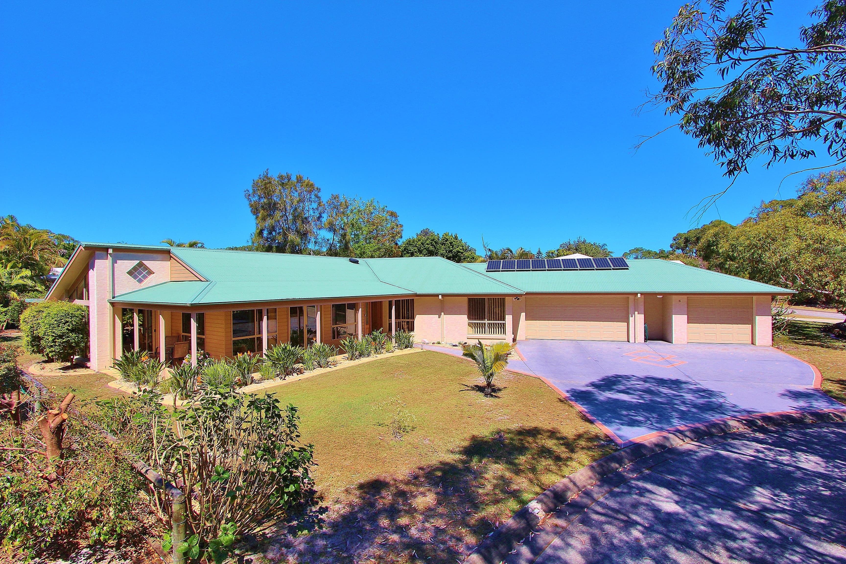 6 Tallarook Close, Dunbogan, Dunbogan - Image 1